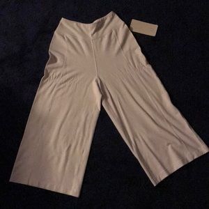 White stretchy pants